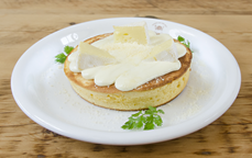 トリプルチーズパンケーキ